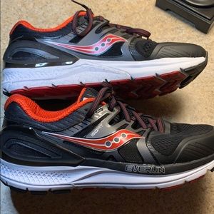 Saucony REDEEMER ISO Everun MENS 9.5